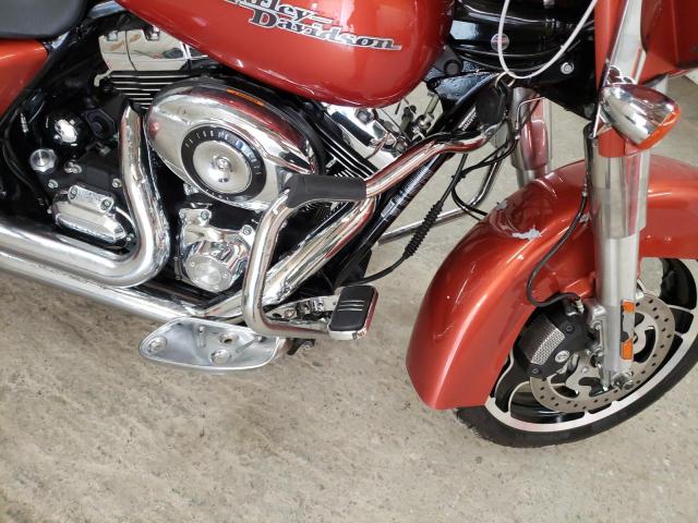 2011 HARLEY-DAVIDSON FLHX 1HD1KB419BB608909