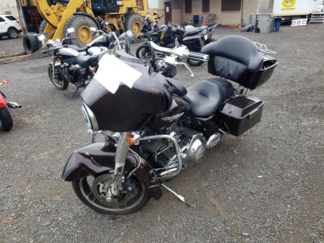 2011 HARLEY-DAVIDSON FLHX 1HD1KBM12BB635997
