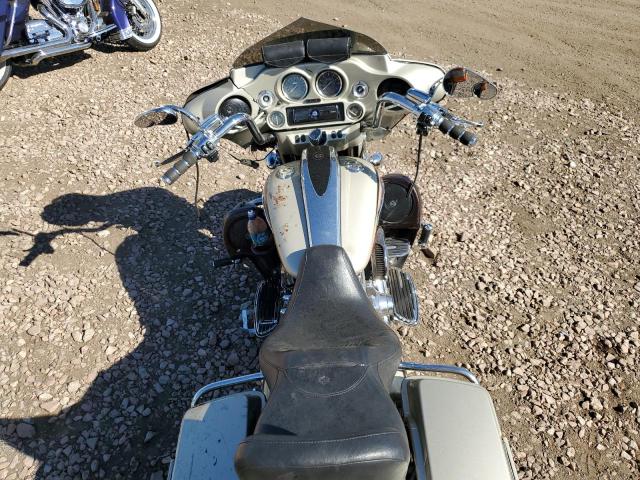2011 HARLEY-DAVIDSON FLHXSE2 1HD1PZ81XBB955573