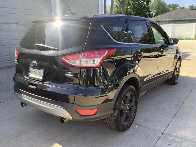 Паркетники FORD ESCAPE 2013 Черный