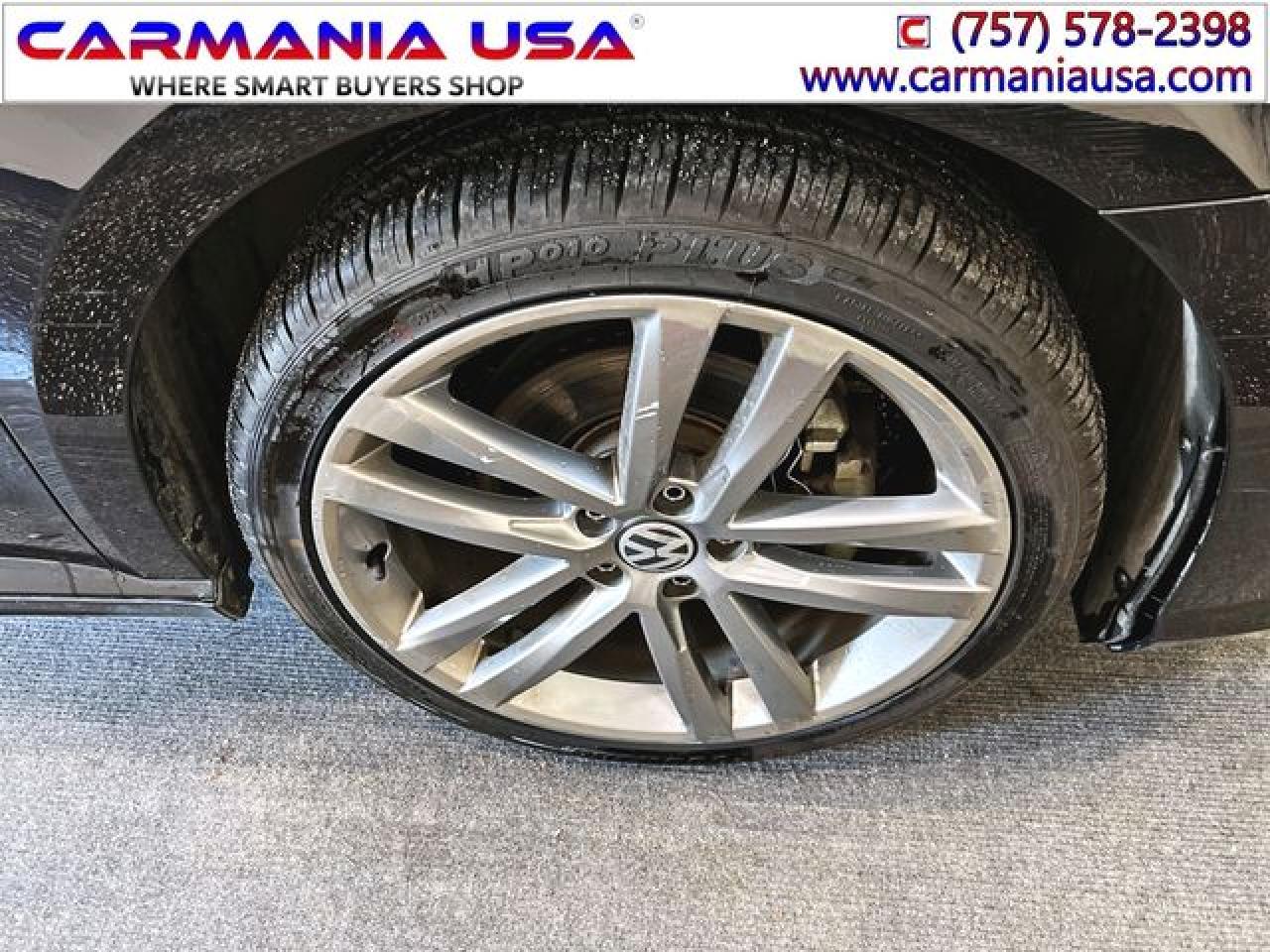 2018 Volkswagen Passat S VIN: 1VWAA7A32JC032142 Lot: 51727982