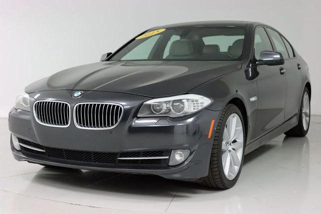 Седаны BMW 5 SERIES 2012 dark