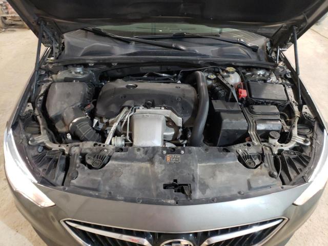 2018 BUICK REGAL ESSE W04GP6SX7J1115904