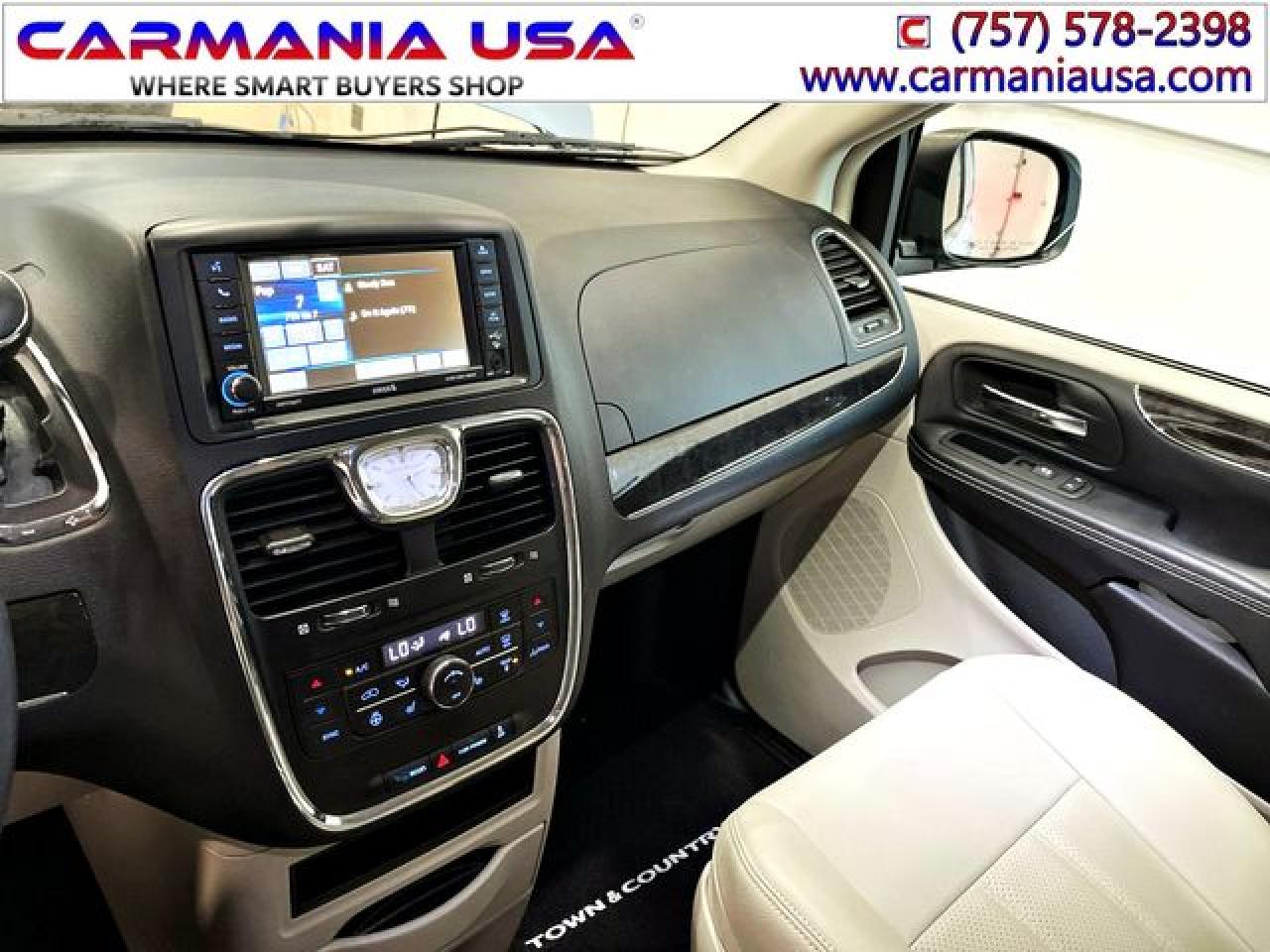 2C4RC1CG5GR283654 2016 Chrysler Town & Country Touring L