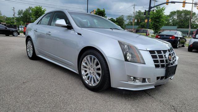 Седани CADILLAC CTS 2013 silve