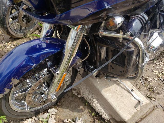2015 HARLEY-DAVIDSON FLTRUSE CV 1HD1TAN14FB952112