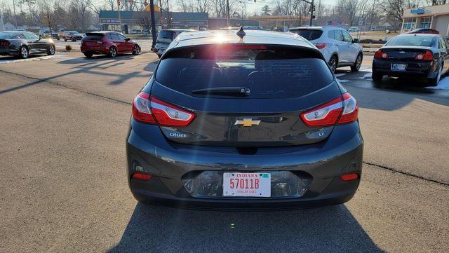 Хетчбеки CHEVROLET CRUZE 2017 Чорний