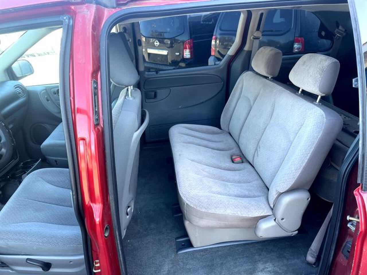 2006 Chrysler Town & Country VIN: 1A4GP45R46B652202 Lot: 51732302