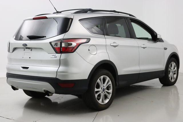 Паркетники FORD ESCAPE 2017 ingot