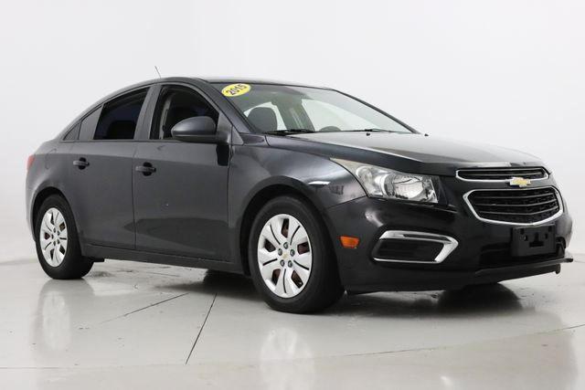 Седани CHEVROLET CRUZE 2015 Чорний