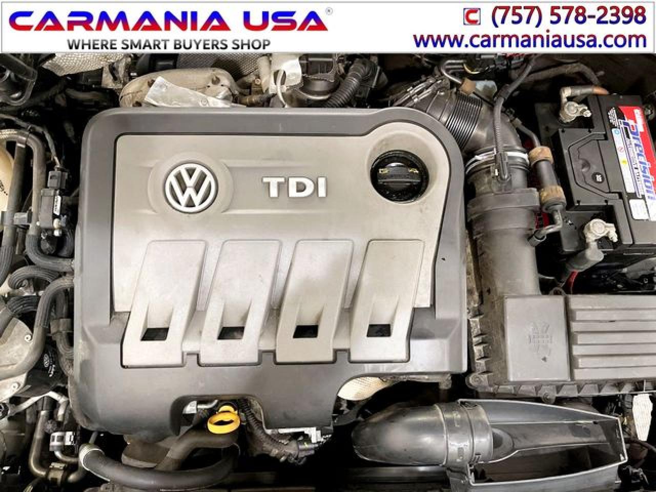 1VWCN7A34EC033005 2014 Volkswagen Passat Sel