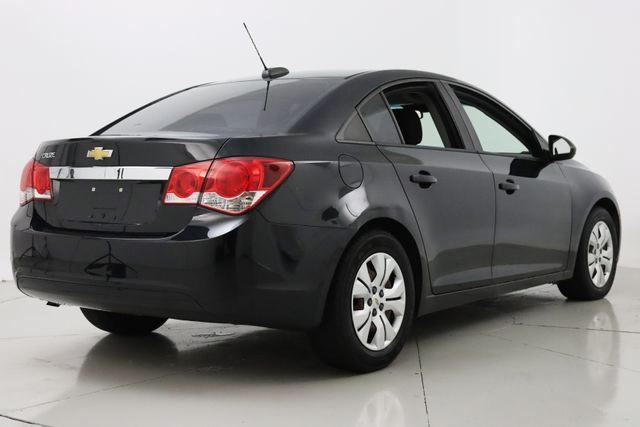 Седани CHEVROLET CRUZE 2015 Чорний