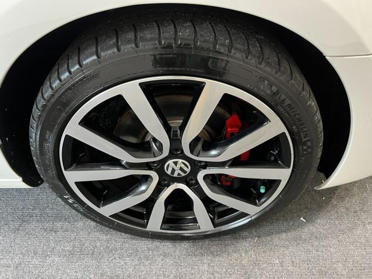 2014 Volkswagen Gti VIN: WVWHD7AJ2EW005731 Lot: 51730442