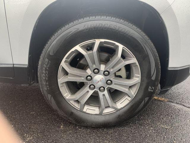 Паркетники GMC ACADIA 2014 silve