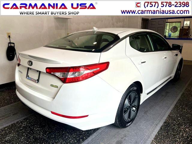Седаны KIA OPTIMA 2013 Белый