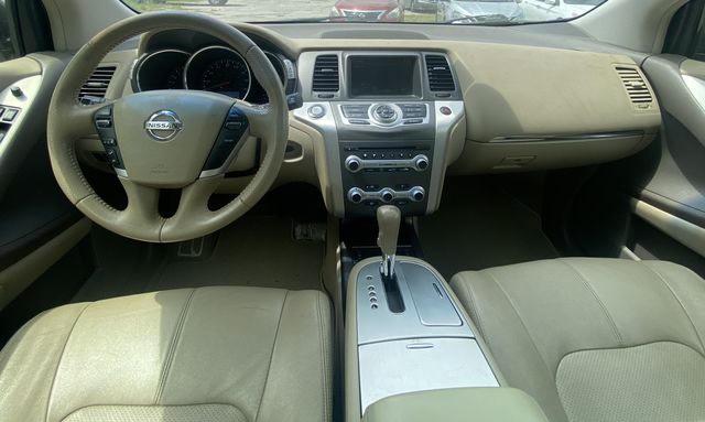 Паркетники NISSAN MURANO 2013 maroo