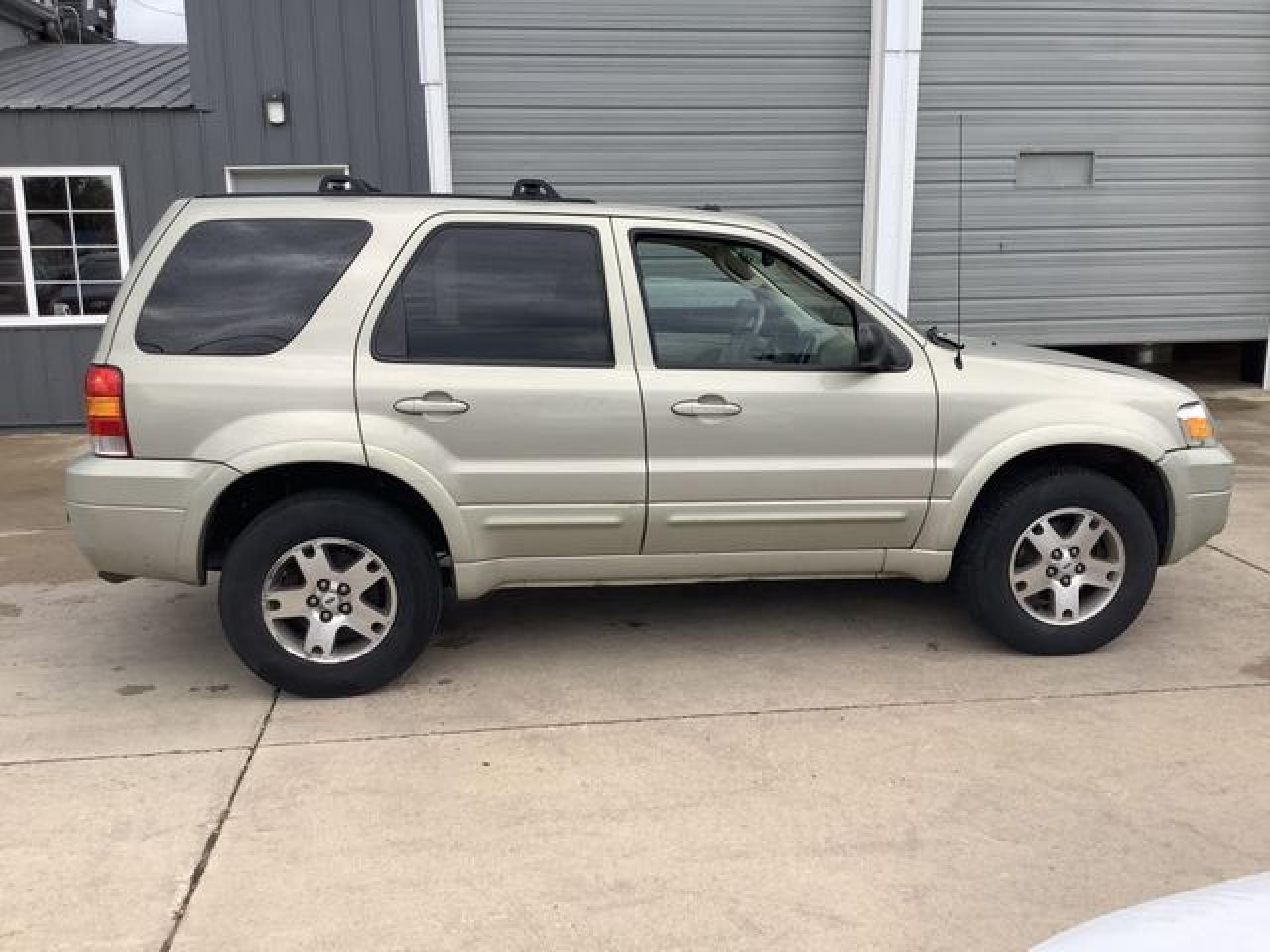 2005 Ford Escape Limited VIN: 1FMCU94155KA43491 Lot: 51759762