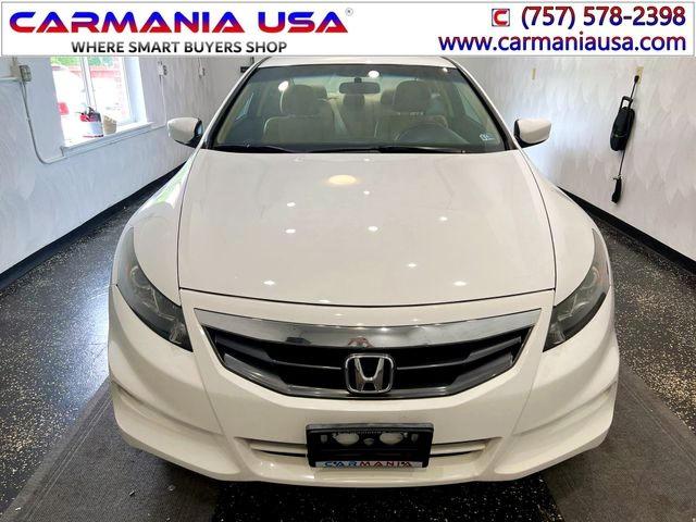 Купе HONDA ACCORD 2012 Белый