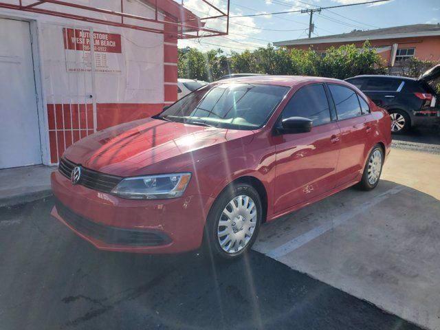 Седаны VOLKSWAGEN JETTA 2014 torna