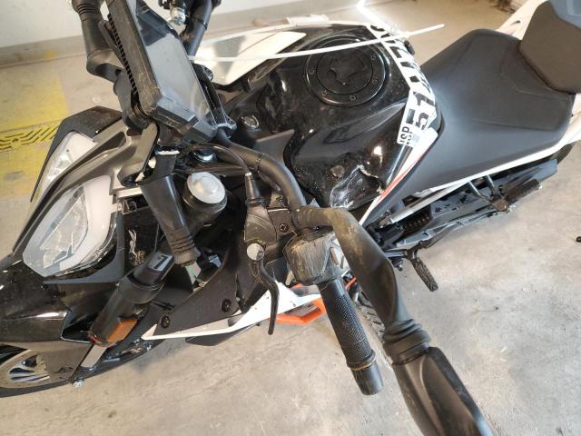 2021 KTM 390 DUKE MD2JPJ406MC257954
