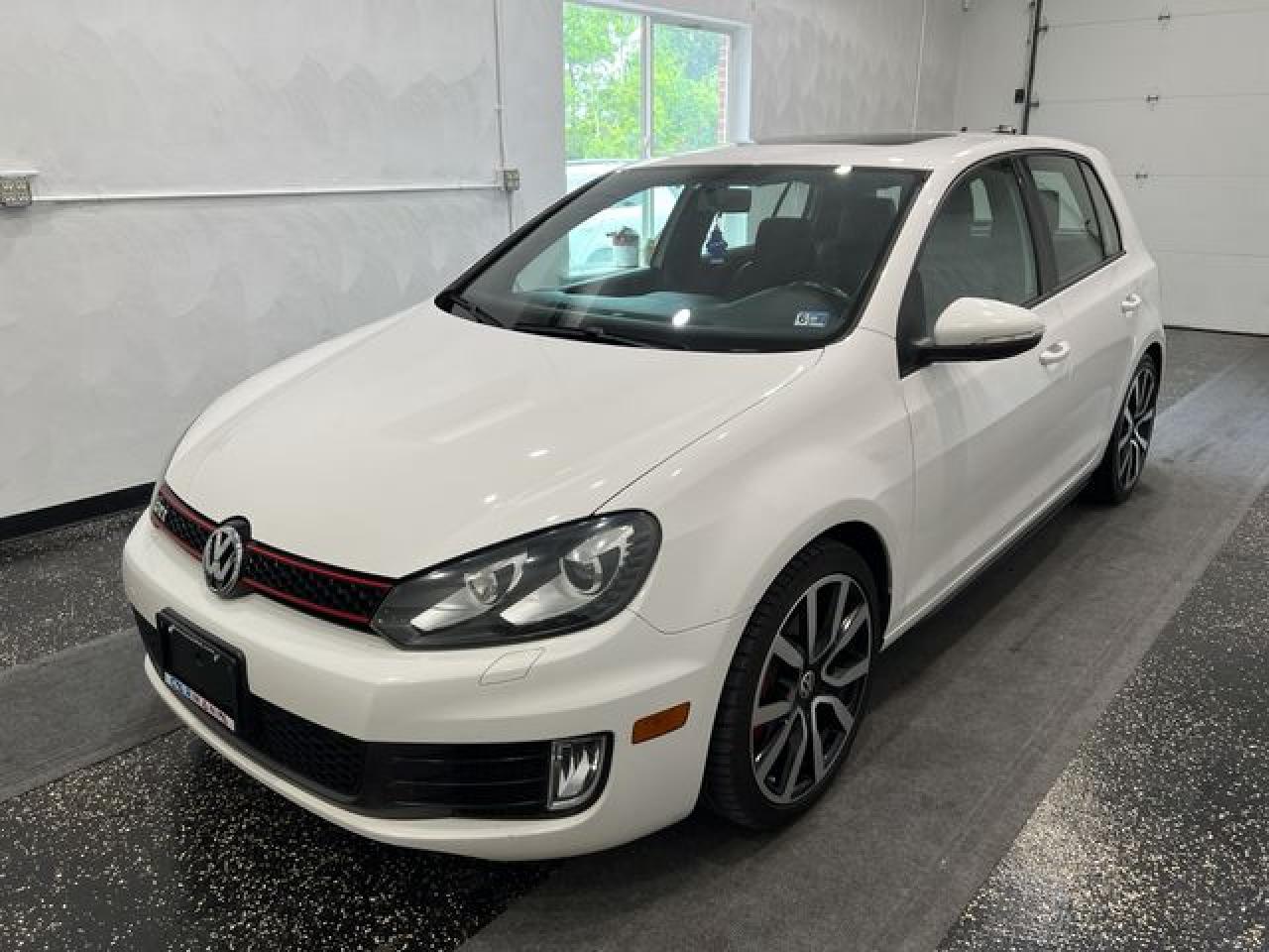 2014 Volkswagen Gti VIN: WVWHD7AJ2EW005731 Lot: 51730442