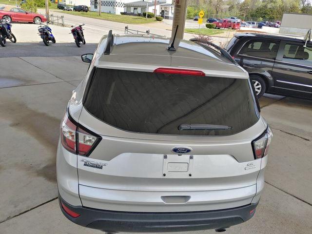  FORD ESCAPE 2018 silve