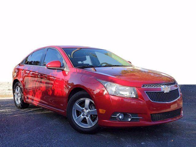 Седани CHEVROLET CRUZE 2014 cryst