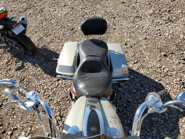 2011 HARLEY-DAVIDSON FLHXSE2 1HD1PZ81XBB955573