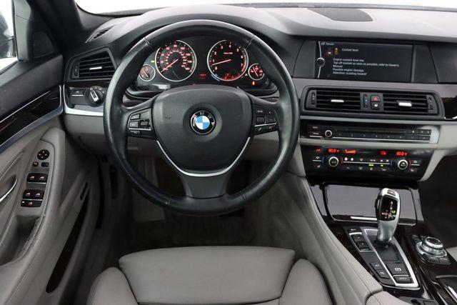 Седаны BMW 5 SERIES 2012 dark