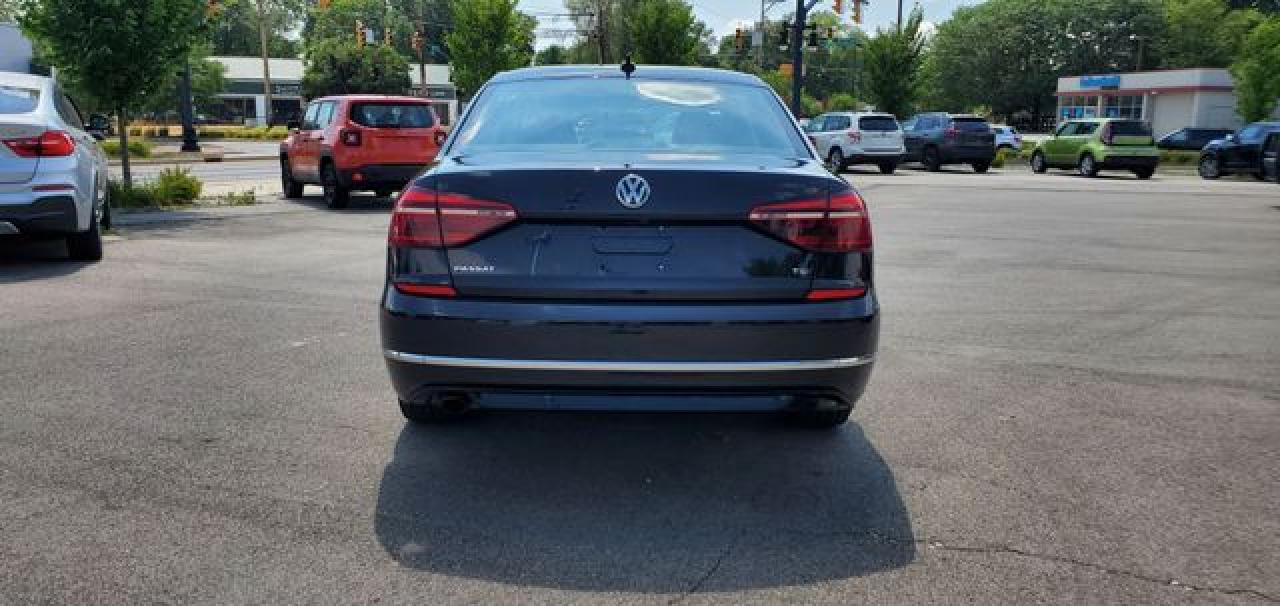 1VWAA7A30JC019308 2018 Volkswagen Passat S