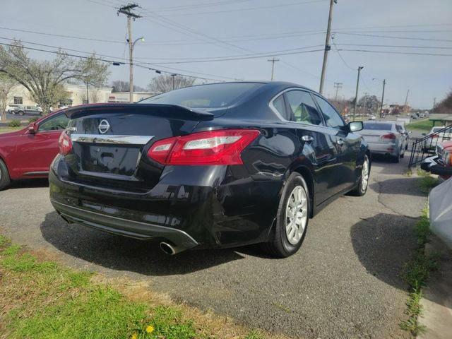 Седаны NISSAN ALTIMA 2016 Черный