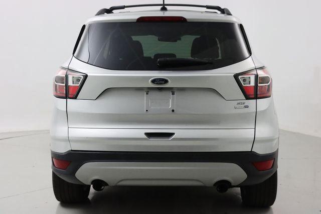 Паркетники FORD ESCAPE 2017 ingot