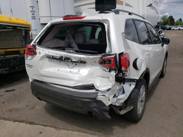 VIN: JF2SKADC7LH589472 Auction: COPART Lot: 59479973 Location: OR - PORTLAND SOUTH JF2SKADC7LH589472 SUBARU FORESTER 2020 WHITE Photo 9