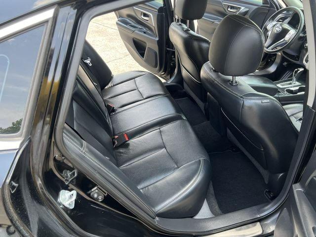 Седаны NISSAN ALTIMA 2016 Черный