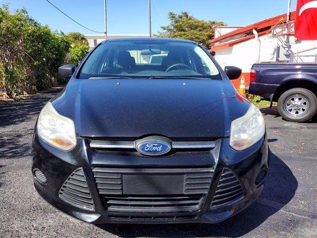 Седаны FORD FOCUS 2013 tuxed