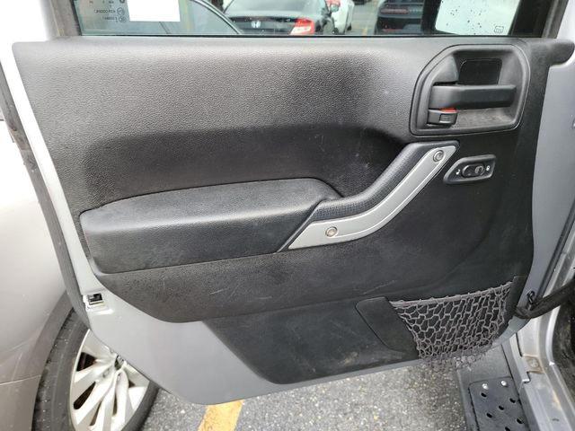 Внедорожники JEEP WRANGLER 2015 silve