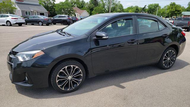 Седаны TOYOTA COROLLA 2014 Черный