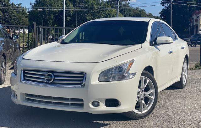Седаны NISSAN MAXIMA 2013 Белый
