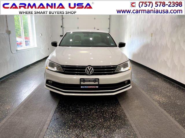 Седаны VOLKSWAGEN JETTA 2016 Белый