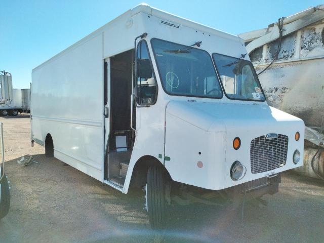 Clean Title Trucks for sale at auction: 2010 Freightliner Chassis M