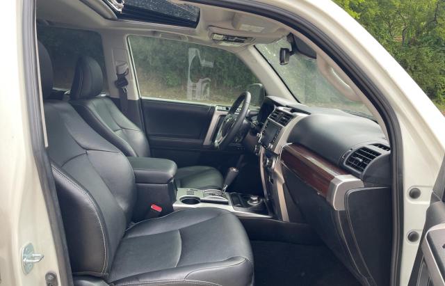 2020 TOYOTA 4RUNNER SR - JTEBU5JR3L5817215