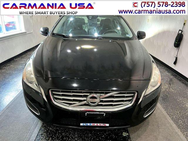 Седани VOLVO S60 2012 Чорний