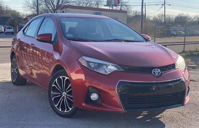 Седаны TOYOTA COROLLA 2014 Красный