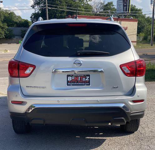  NISSAN PATHFINDER 2017 silve