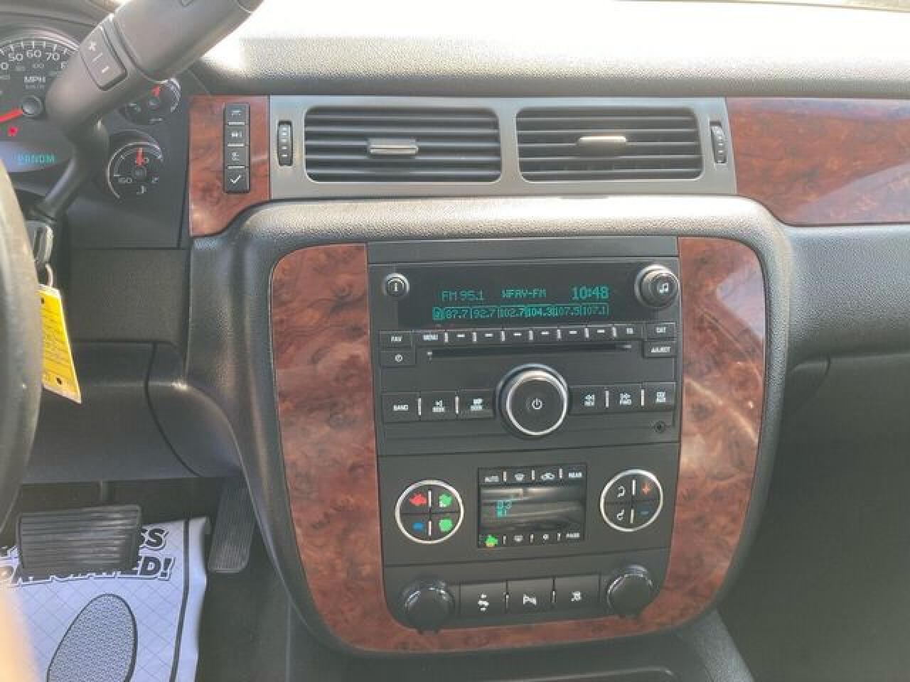 2011 Chevrolet Tahoe K1500 Lt VIN: 1GNSKBE03BR157762 Lot: 51915172