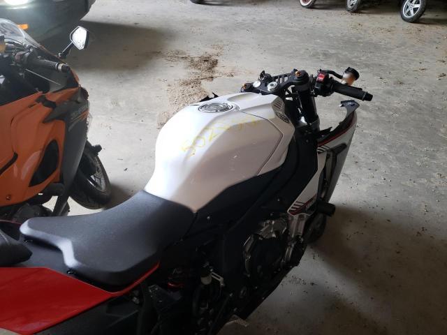 2016 YAMAHA YZFR1S JYARN42E6GA001033