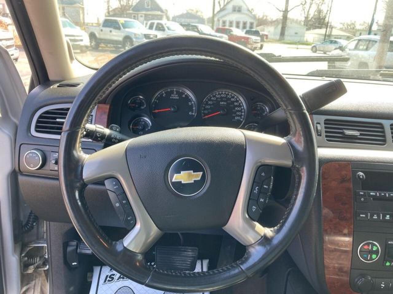 2011 Chevrolet Tahoe K1500 Lt VIN: 1GNSKBE03BR157762 Lot: 51915172