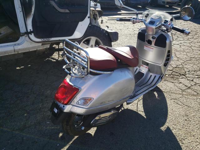 2016 VESPA GTS 300 SU ZAPM459L9G5300177