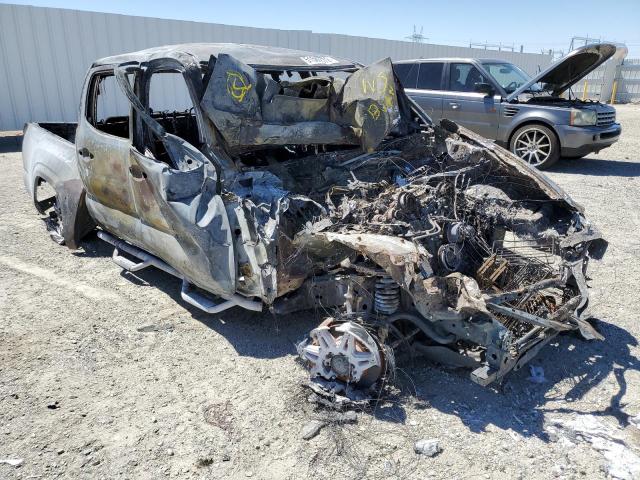 Salvage cars for sale from Copart Adelanto, CA: 2016 Toyota Tacoma DOU