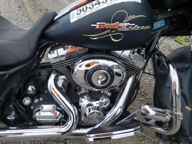 2010 HARLEY-DAVIDSON FLHX 1HD1KB411AB672439